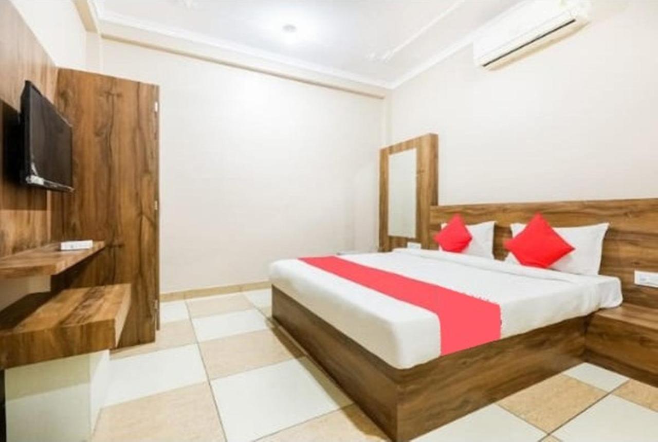 Hotel Grand Stay Bhopal Buitenkant foto