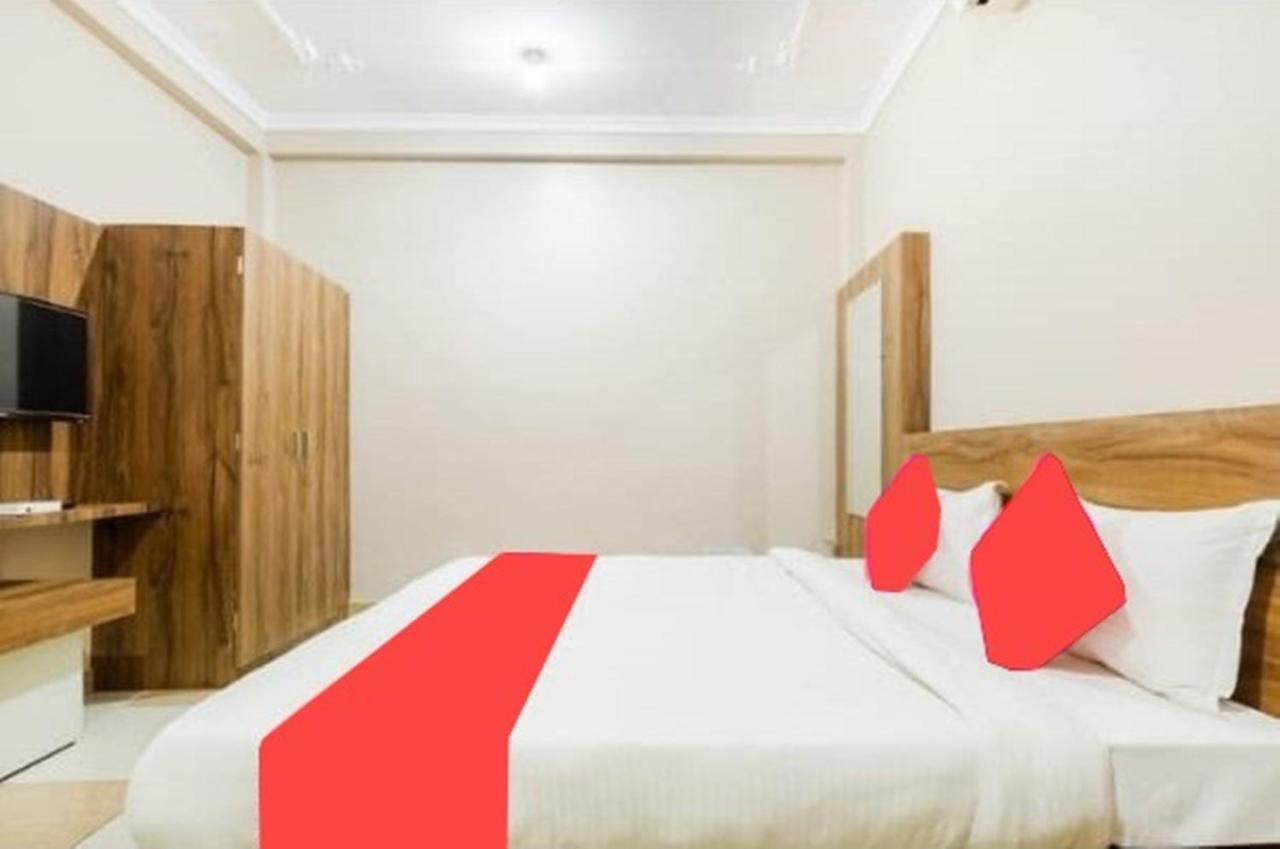 Hotel Grand Stay Bhopal Buitenkant foto