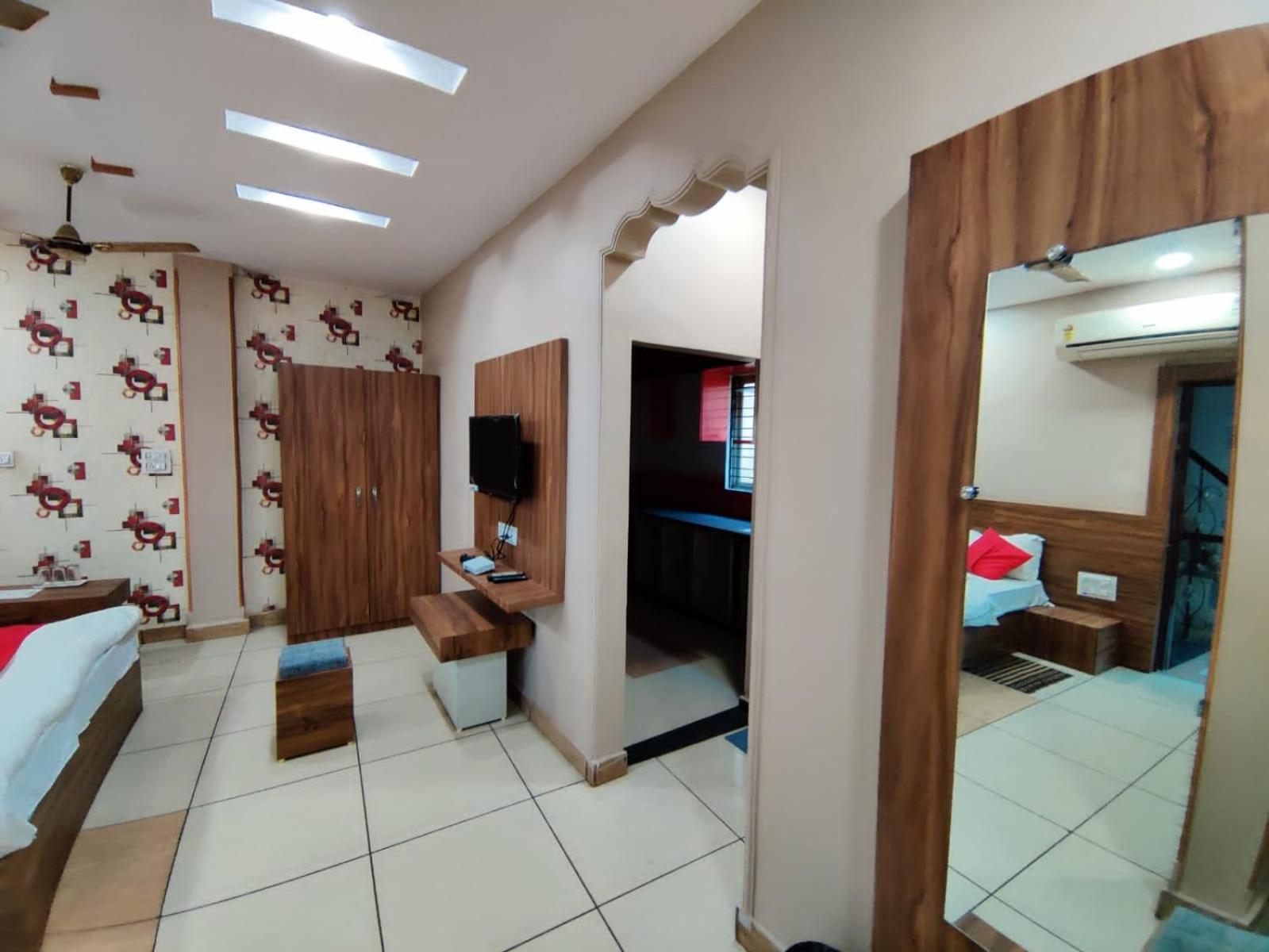 Hotel Grand Stay Bhopal Buitenkant foto