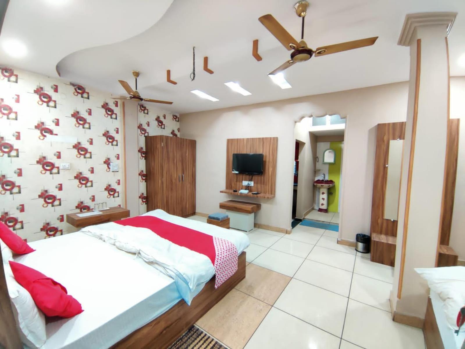 Hotel Grand Stay Bhopal Buitenkant foto
